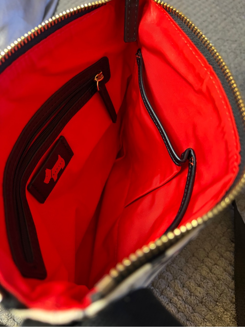 RADLEY LONDON Cream Crossbody Bag with Black Scotty Dog Print and Red Accents - Picture 10 of 11